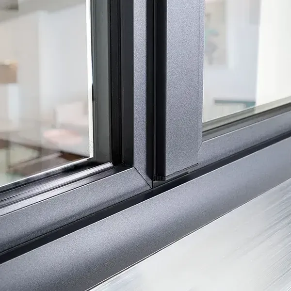 P-500 uPVC window, anthracite, close-up of the square glazing bead and sash edge